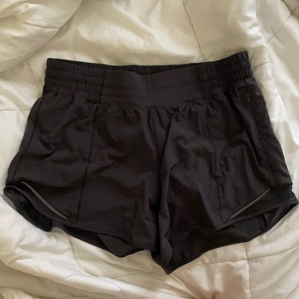 Black hotty hot shorts